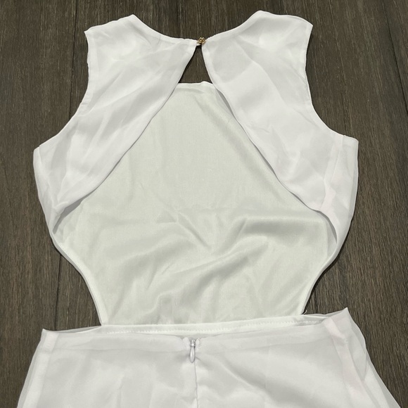 TOBI white open back dress XS - Picture 8 of 9